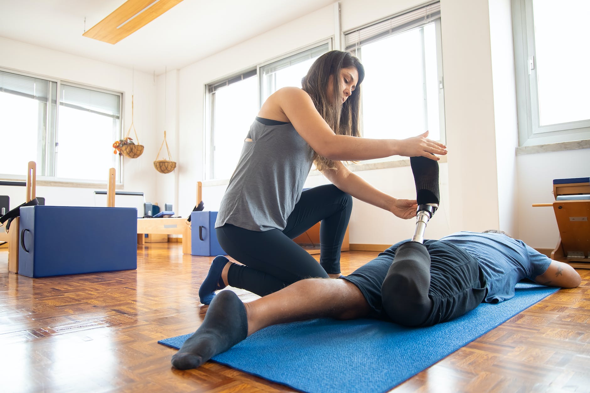 Physical Therapist (Job Description, Salary and Career Outlook)